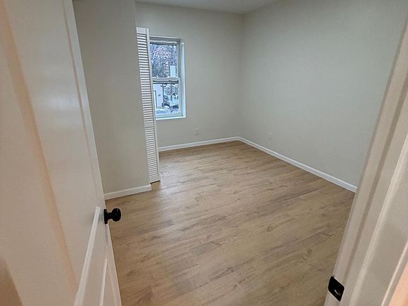 4th image of 2458 Professor Ave Unit 1