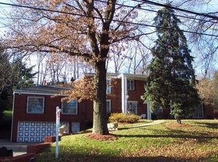 3247 Nottingham Dr, Pittsburgh, PA 15235