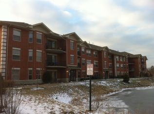 7250 W 157th St #1070, Orland Park, IL 60462
