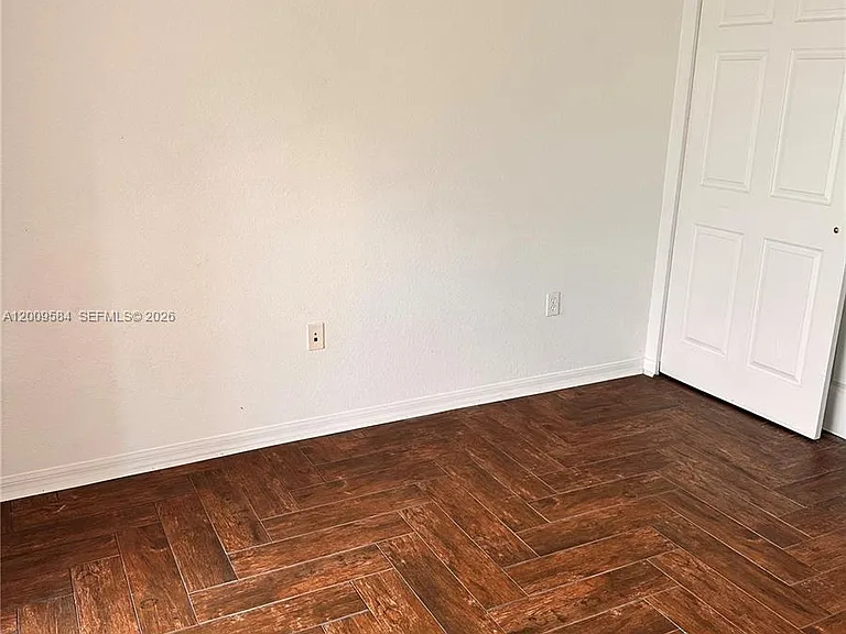 1804 Blue Heron Ln #C — Photo 7