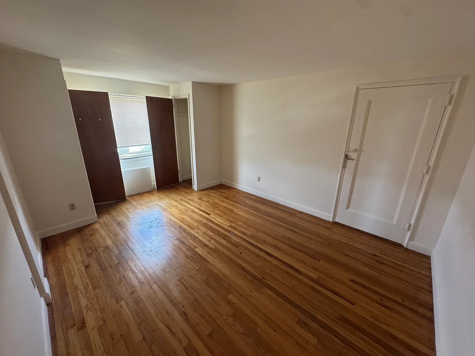 2 bed, $2,500 — Photo 3