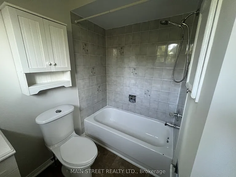 14 Ailsa Dr — Photo 25