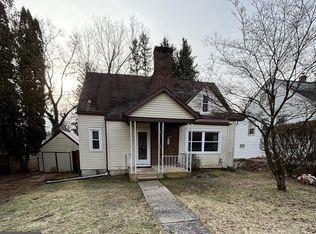 222 Elm St, State College, PA 16801