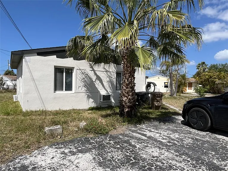 24 Lynn Way #A — Photo 13