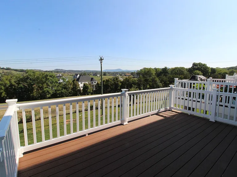 4489 Drysdale St — Photo 33