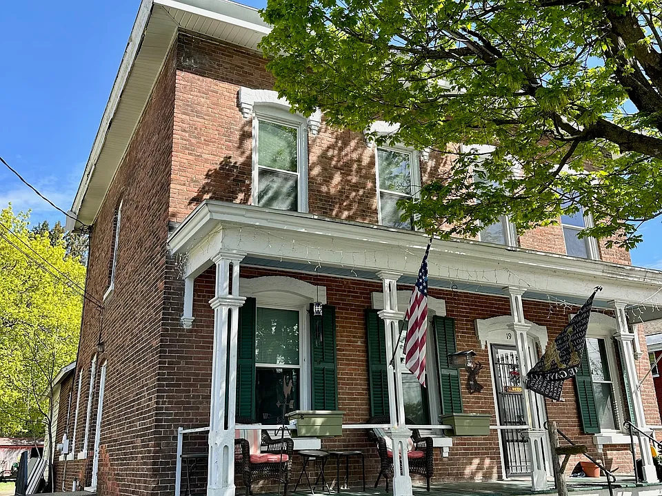 19 Hill St #2