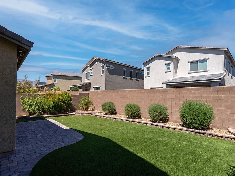 7126 Calvert Cliffs St — Photo 41