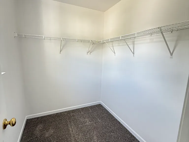 139 Kingscreek Dr — Photo 34