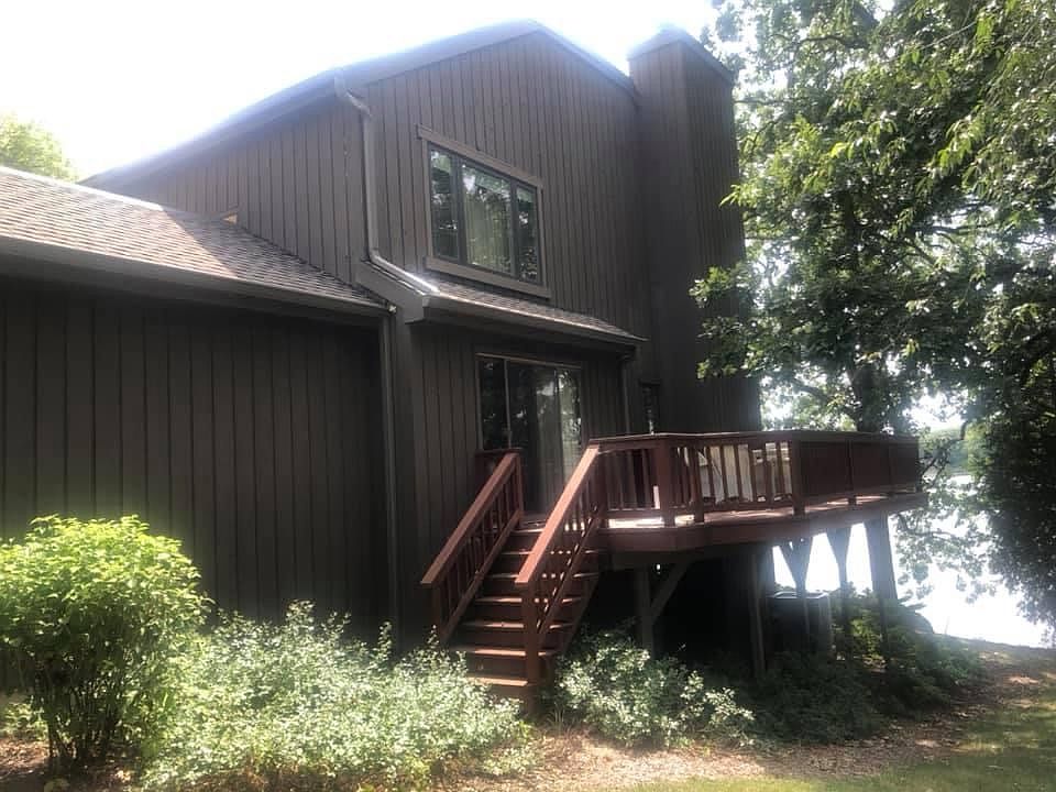 2nd image of 375 Mallard Point