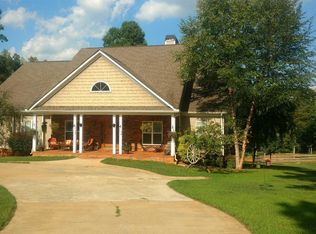 610 Couch Rd, Senoia, GA 30276