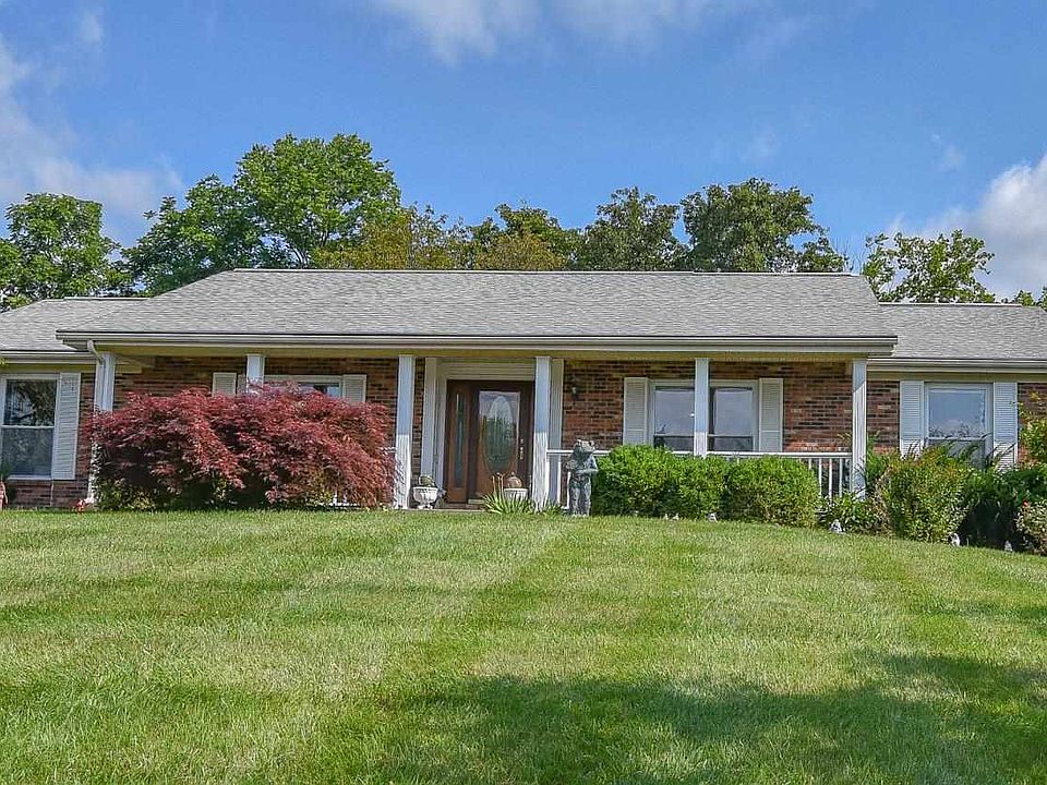 1st image of 8883 Valley Circle Dr