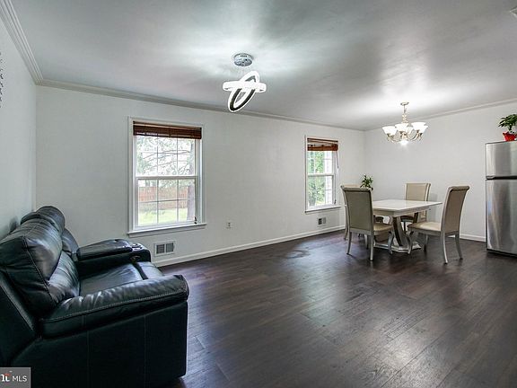 5th image of 6006 Ticonderoga Ct