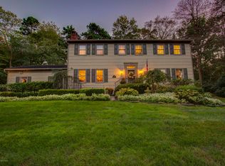 46 Oakdale Dr, Tinton Falls, NJ 07712