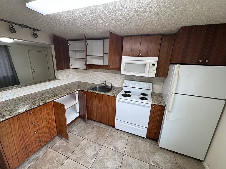 7505 W Emerald St — Photo 7