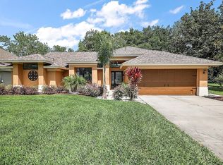 19445 Spring Oak Dr, Eustis, FL 32736