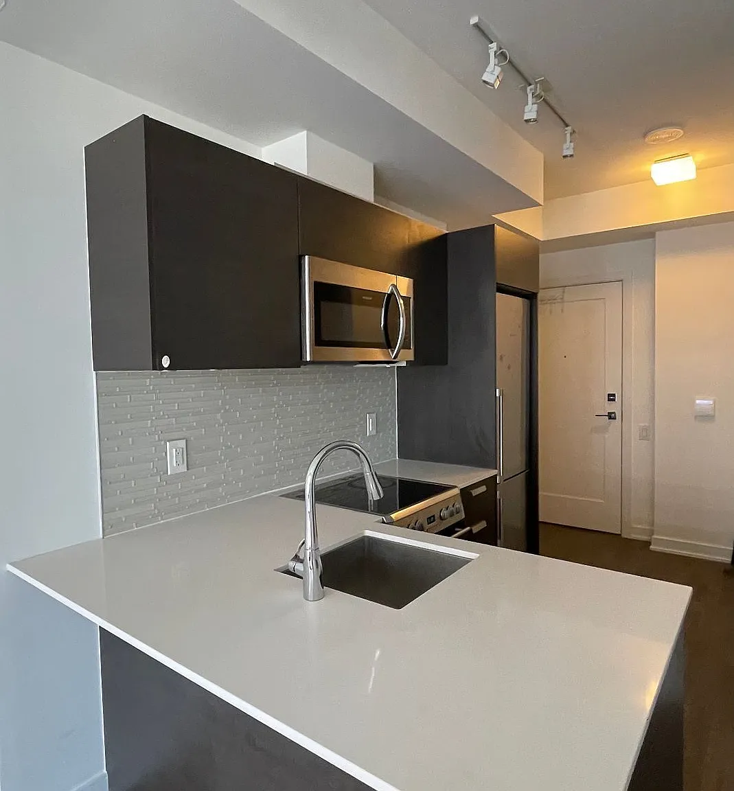 1 bed, $2,580 — Photo 1