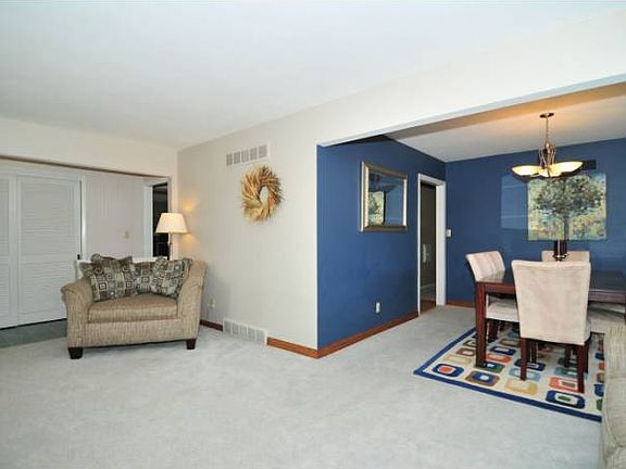 4th image of 9026 W Grantosa Dr