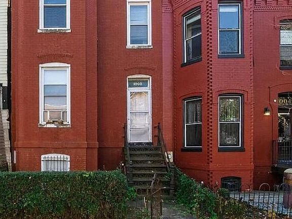 3rd image of 1002 S St NW