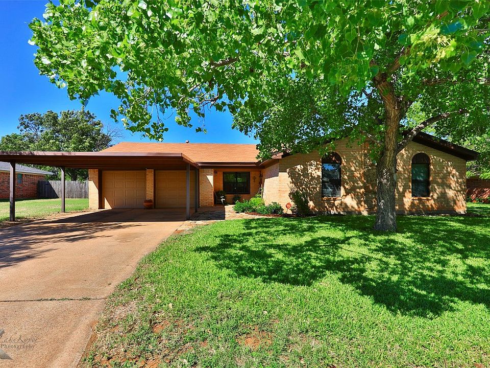 1st image of 2502 Arrowhead Dr