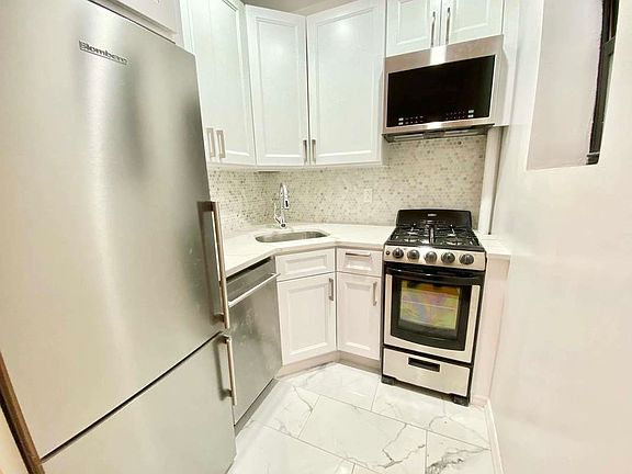 4th image of 416 Lafayette St #4EE