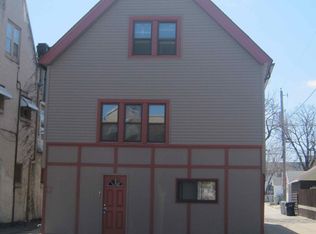 819 E Center St, Milwaukee, WI 53212