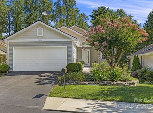 309 Ewarts Hill Rd, Hendersonville, NC 28739