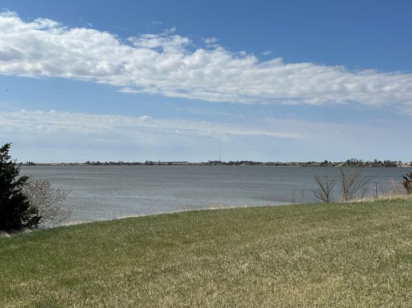 40373 N Shore Rd, Huron, SD 57350