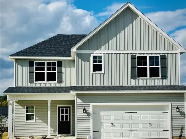 227 Collier Gate St, Linden, NC 28356
