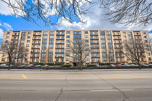 1st image of 4601 W Touhy Ave APT 206