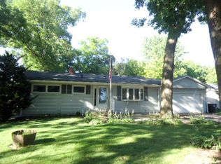 900 51st St, Moline, IL 61265