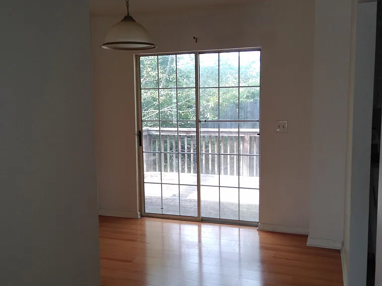 8140 Sterling Lakes Ct — Photo 2