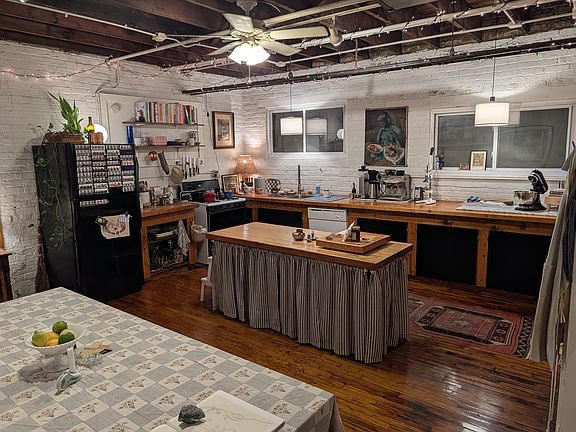 4th image of 2340 N Lister Ave APT 2