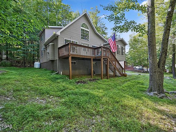 2nd image of 1048 Indian Dr
