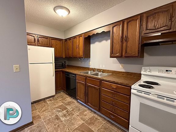 4th image of 540 E State St #3