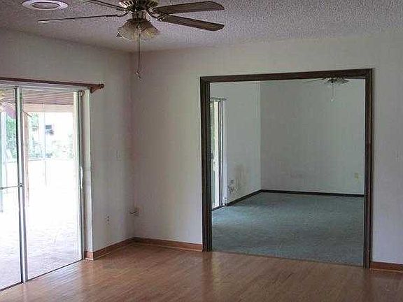 A160KK0_ dining/living