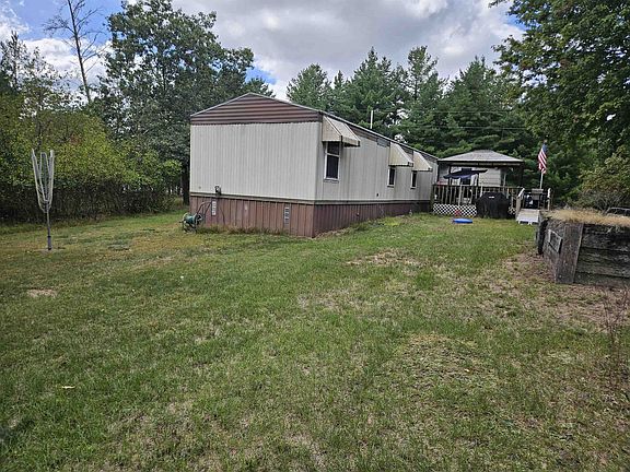 4th image of 2182 Wisconsin St