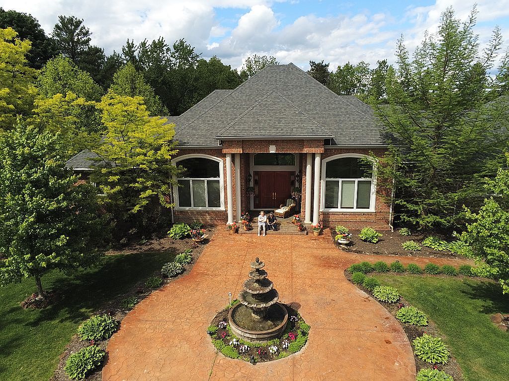 24456 Riverwood Dr, Franklin, MI 48025 | Zillow