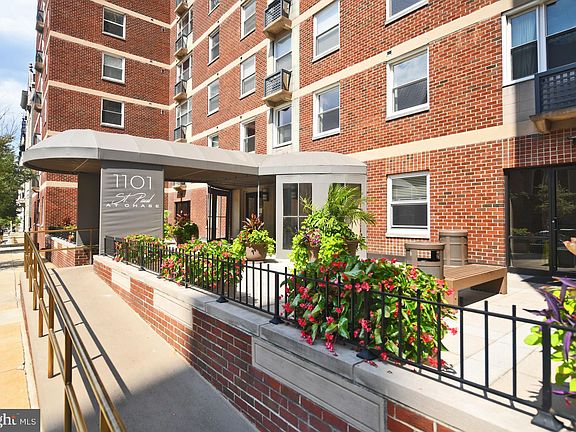 4th image of 1101 Saint Paul St Unit 1605