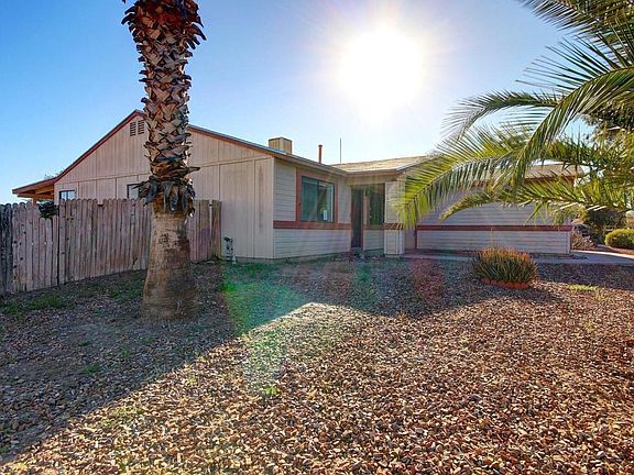 3rd image of 1765 W Great Oak Dr