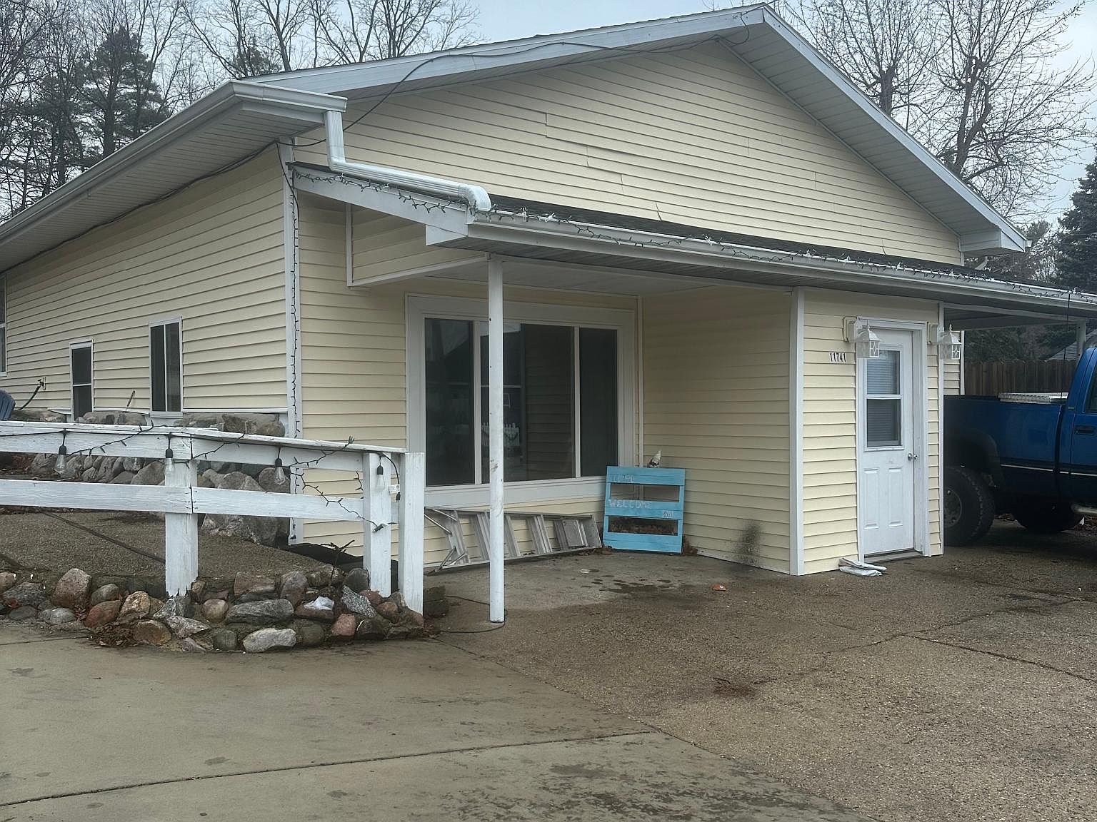 11741 Maywood Dr NE, Sparta, MI 49345 Zillow