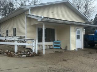 11741 Maywood Dr NE, Sparta, MI 49345