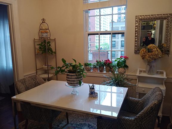 4th image of 3270 N Lake Shore Dr APT 5F
