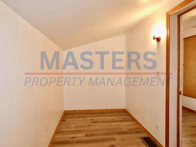 1026 Oakwood Ave — Photo 40