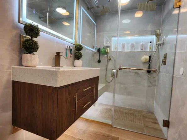 7A Oak St, Wakefield, MA 01880