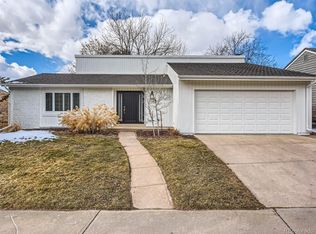 7083 S Oneida Cir, Centennial, CO 80112