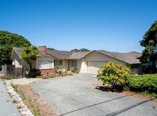 912 Bayview Ave, Pacific Grove, CA 93950