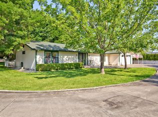 1322 Shady Ln, Grants Pass, OR 97527