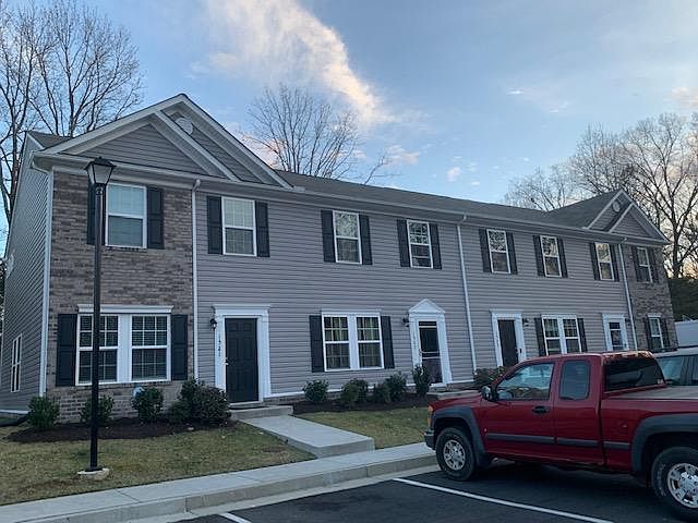 1st image of 1525 Rapunzel Way