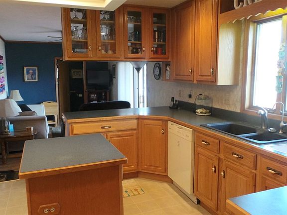 5th image of 58098 Allen Dr