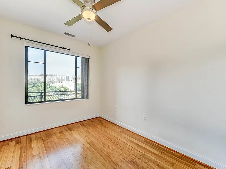 1011 Arlington Blvd #1101 — Photo 14